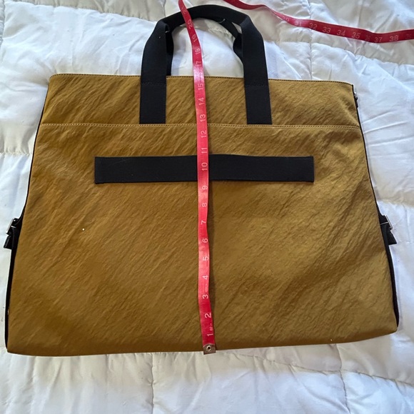 Away Explorer Tote bag first run sample NWT - Picture 10 of 11
